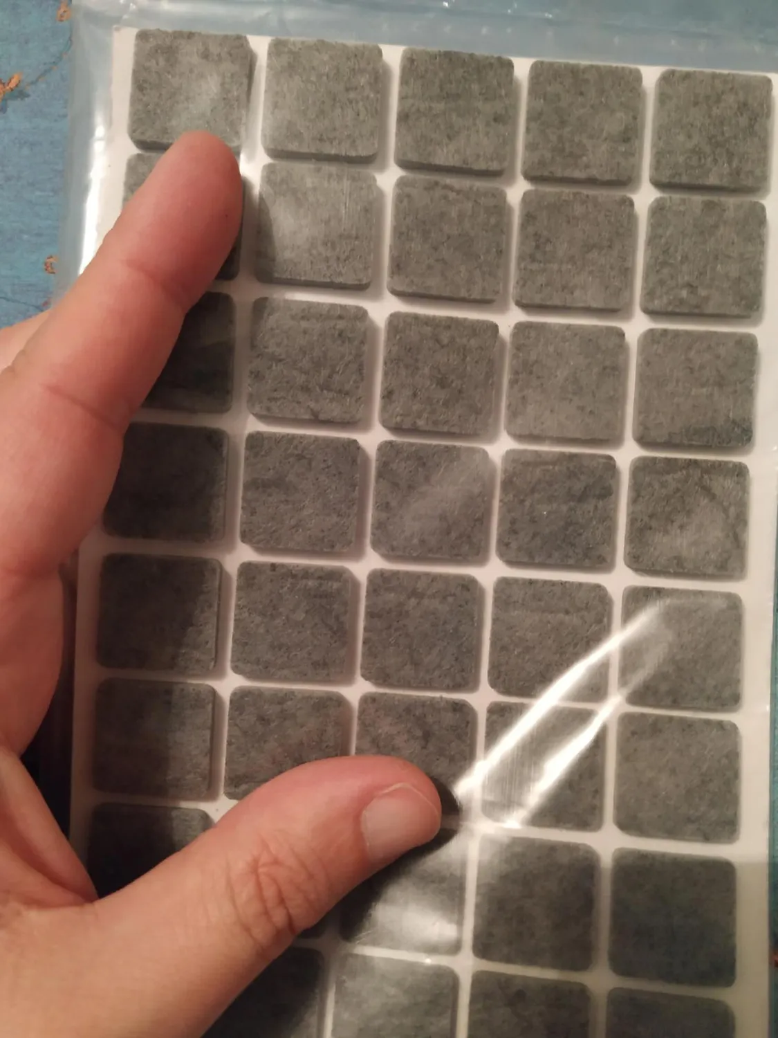 Adsamm feltrini autoadesivi 20x20mm grigi spessore 3,5mm 50pz