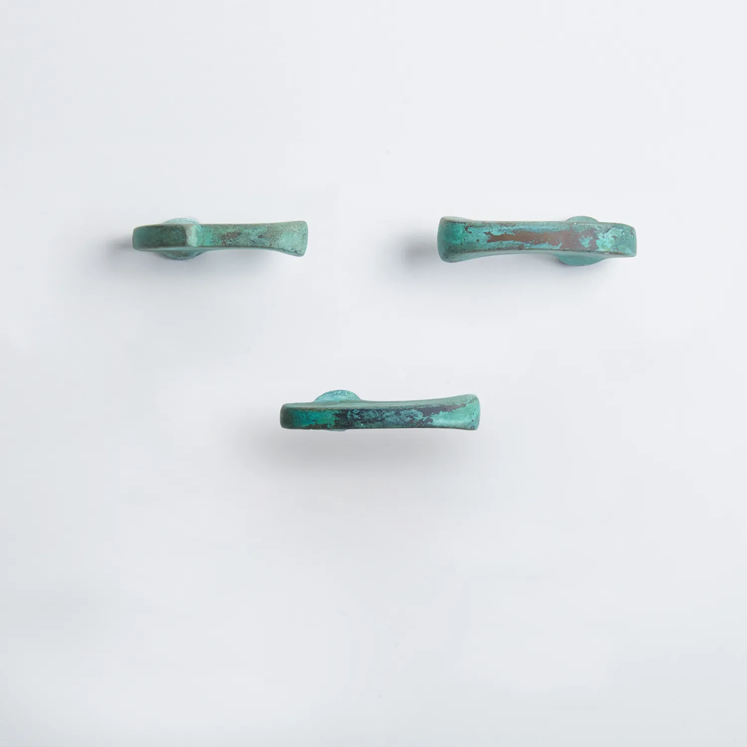 NIVA Design Inca pomello ottone verde acidato