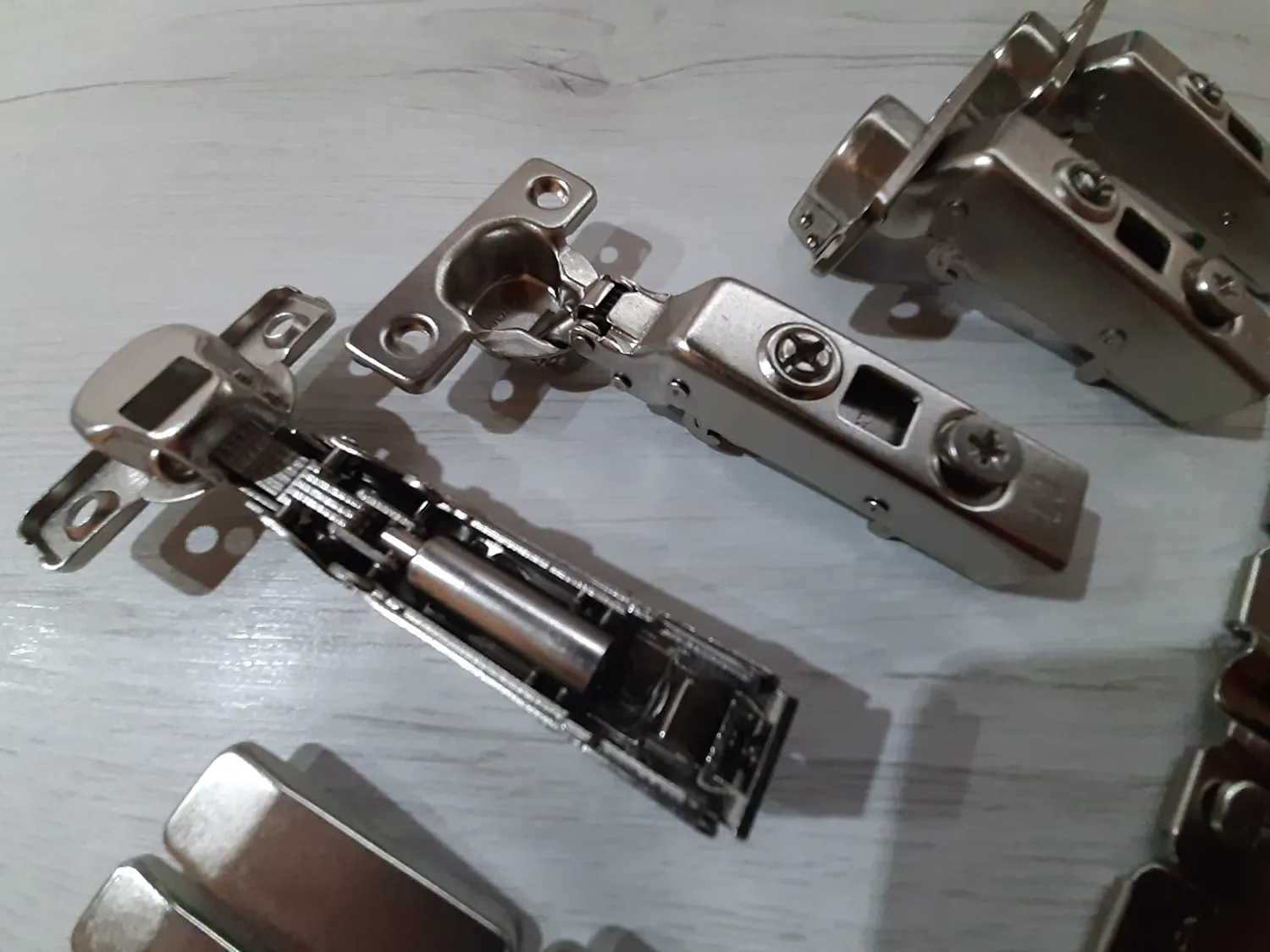 Indaux Soft cerniera ammortizzata Clip 3D 4 pezzi foro 26 mm