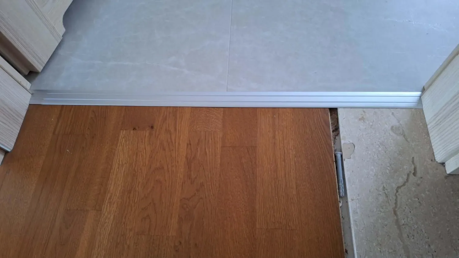 Gedotec profilo transizione autoadesivo 100 cm bronzo alluminio