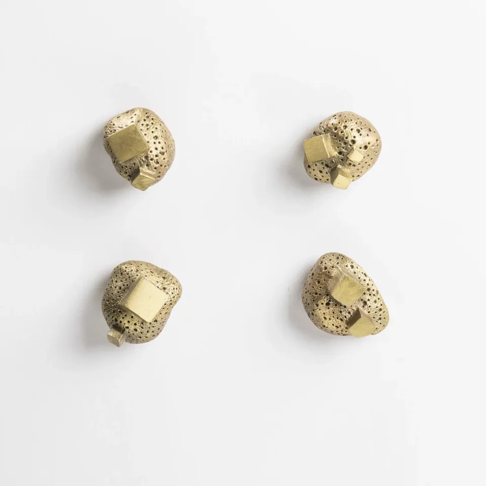 NIVA Design Pietra pomello ottone pack minerale geometrico