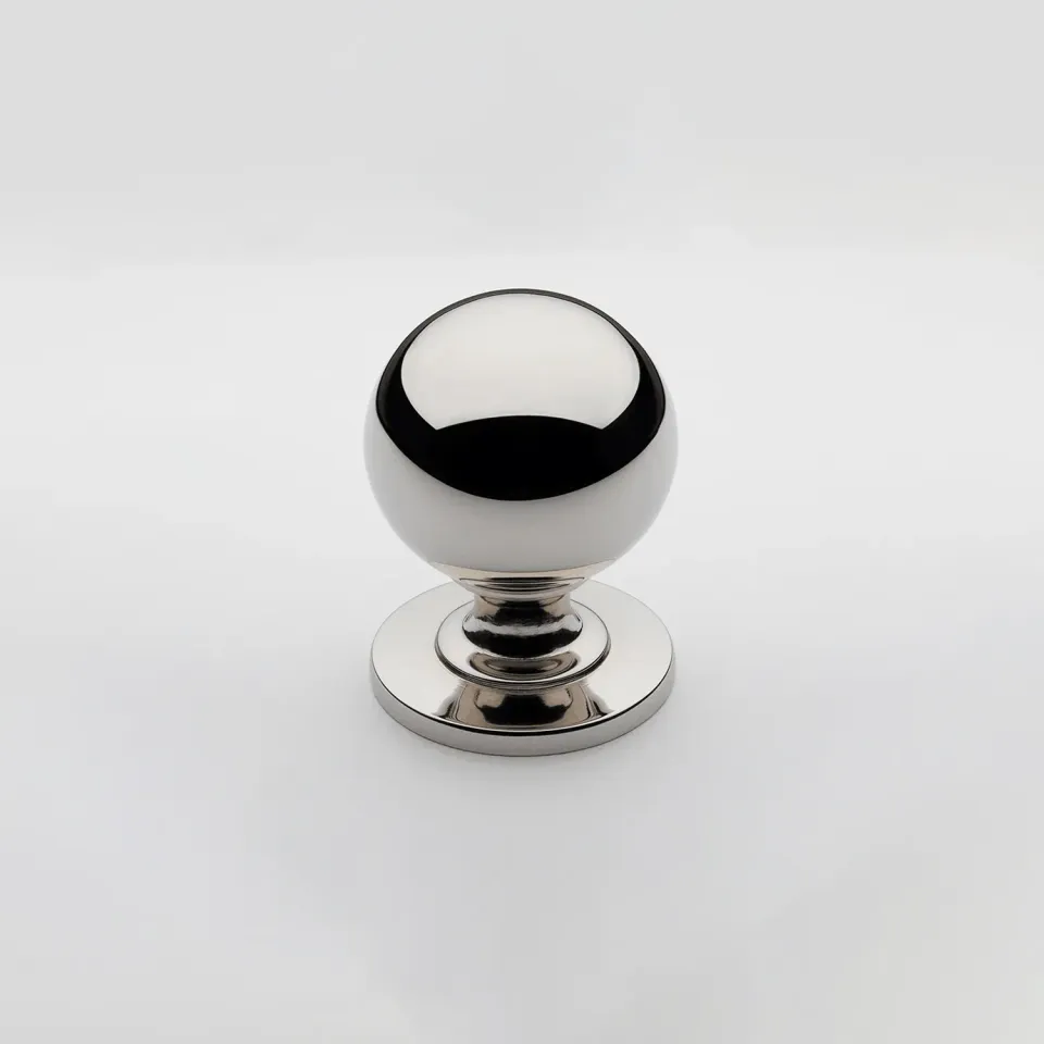 Crofts & Assinder Douglas Plain pomello tondo cromo