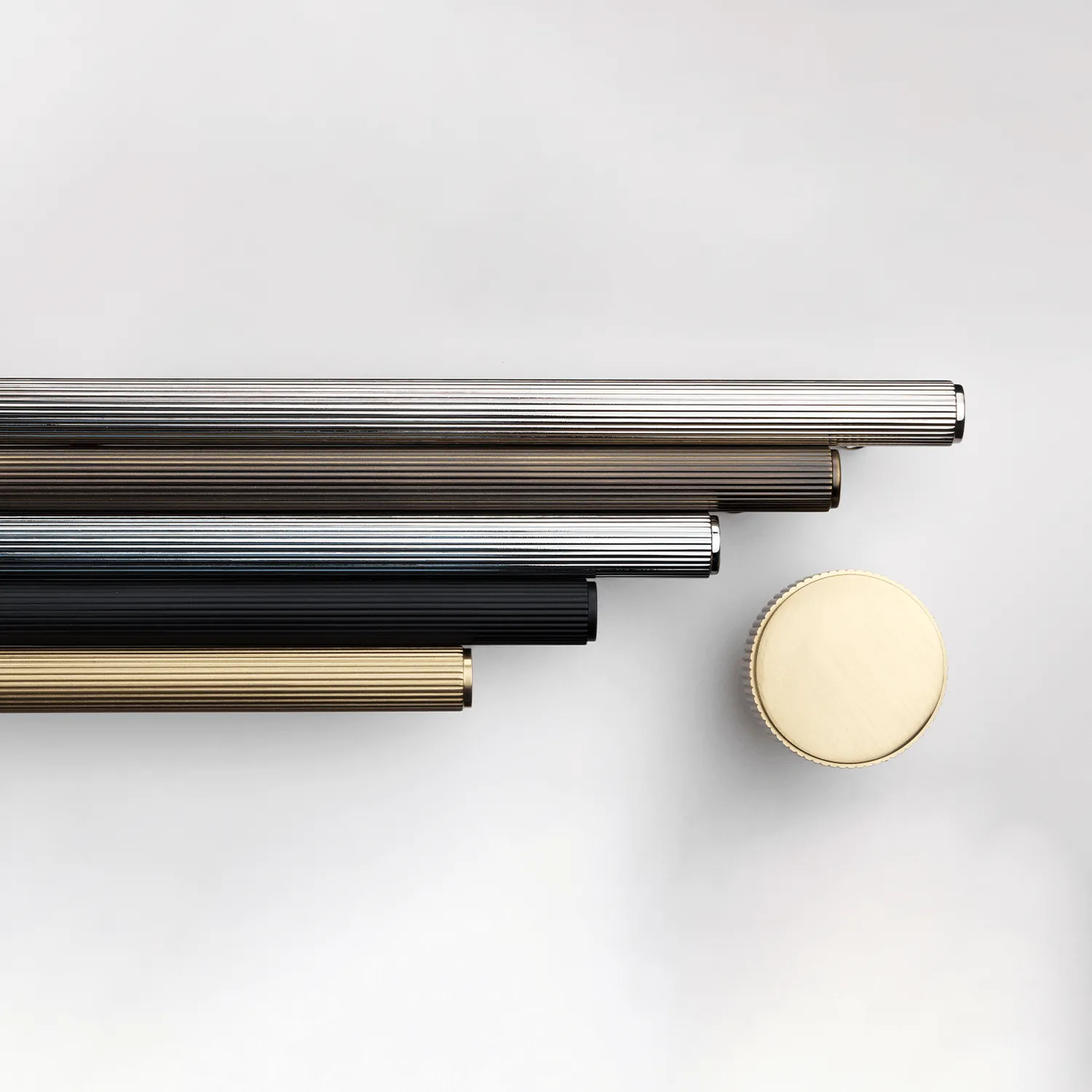 Crofts & Assinder Stirling pomello lusso ottone