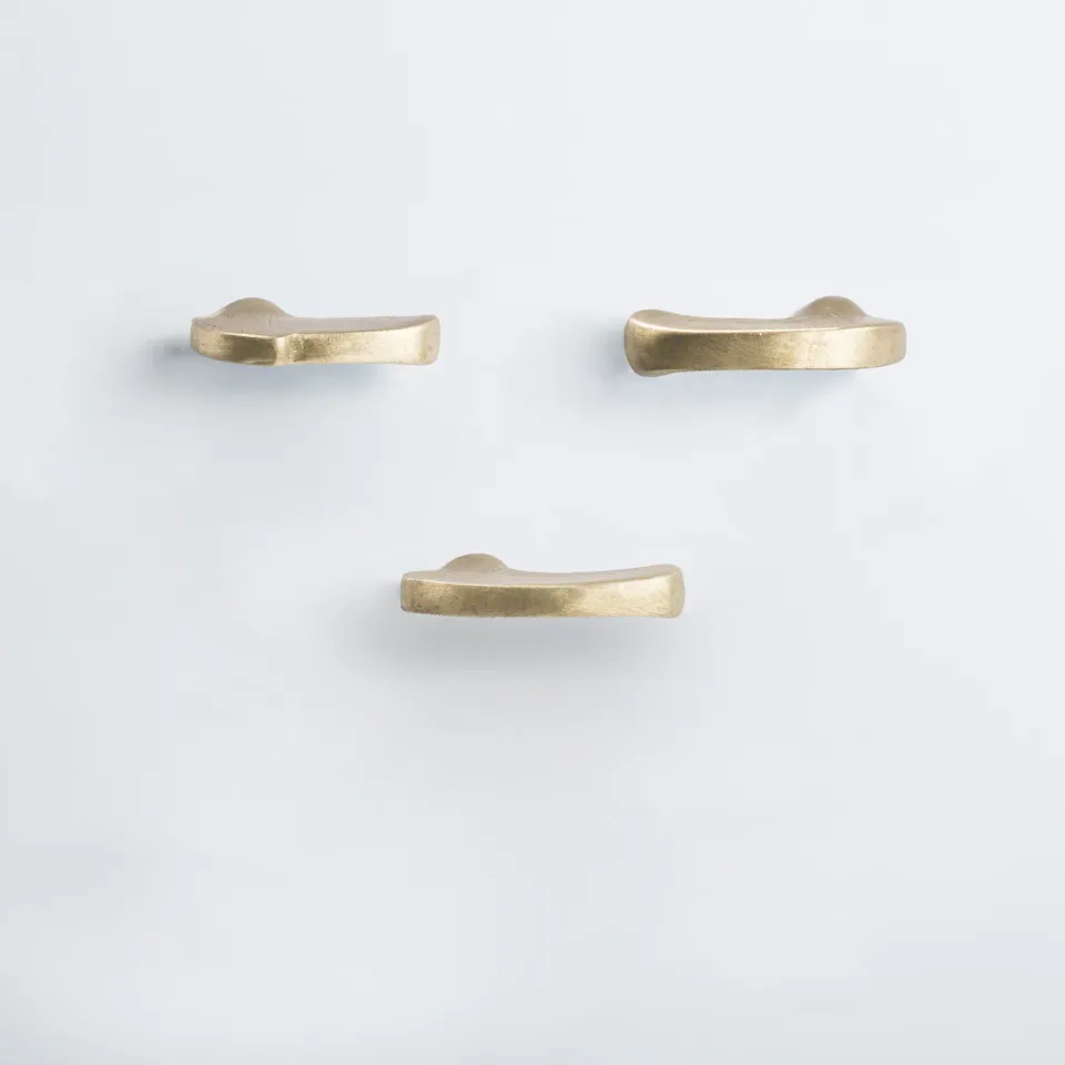 NIVA Design Inca pomello ottone nero pack