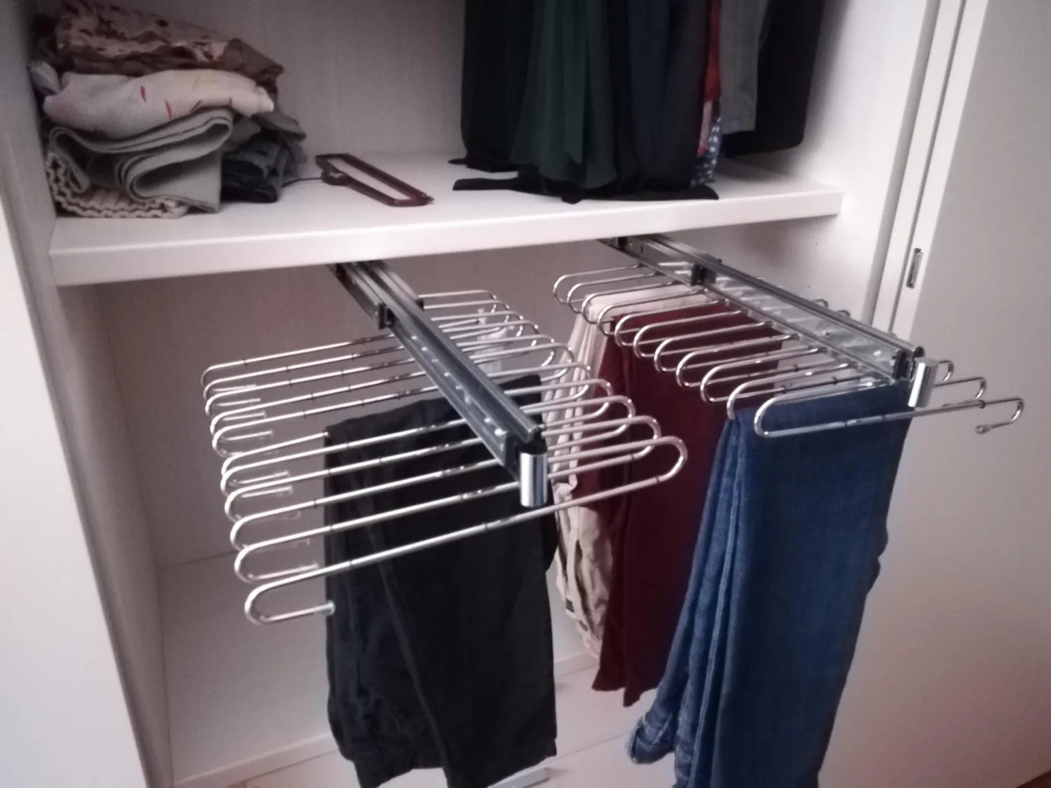 Emuca porta pantaloni estraibile 11 aste pietra