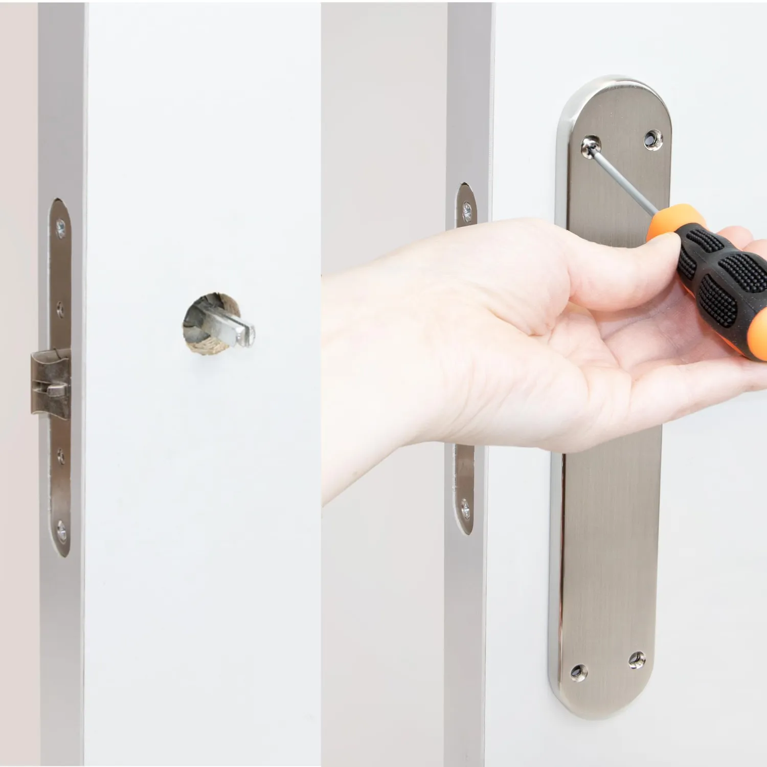Emuca Maniglie Porta Interna Placca 43x250 Nickel Coppia
