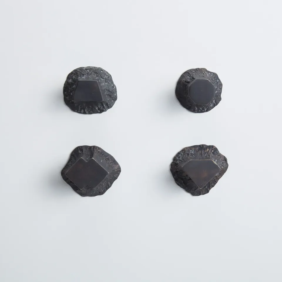 NIVA Design Solido pomello nero pack acidato minerale