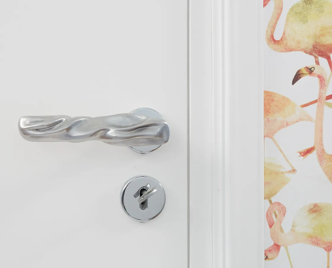 NIVA Design Fiocco maniglia porta alluminio lucido