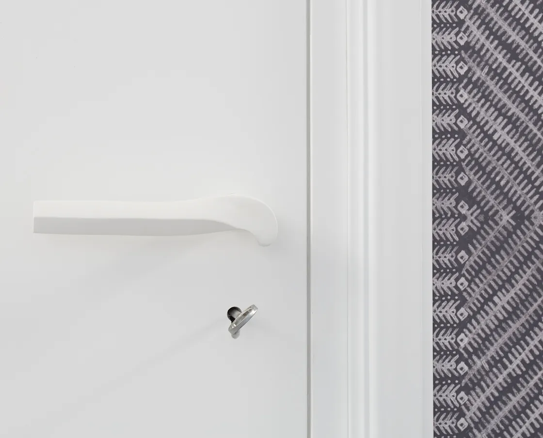 NIVA Design Prisma maniglia bianca alluminio porta