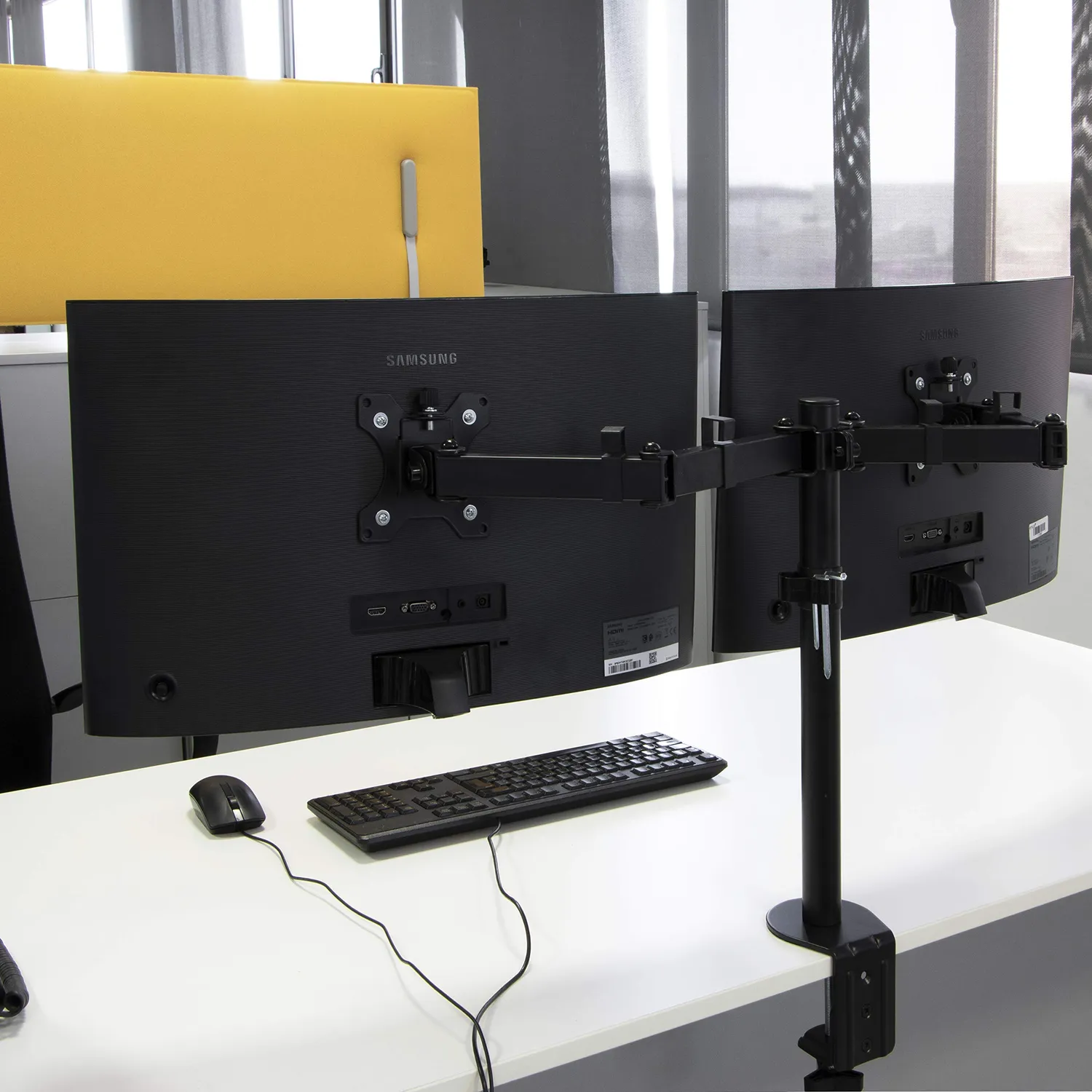 Emuca supporto doppio monitor scrivania nero 13-32" 8 kg