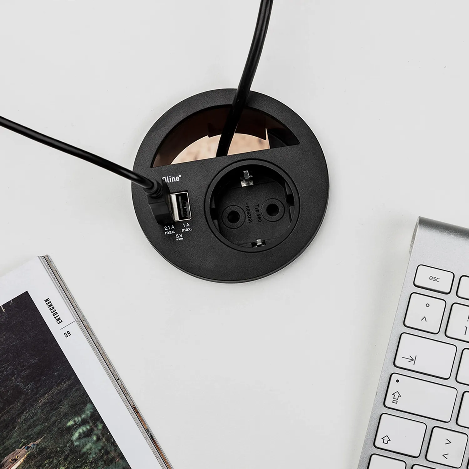 Emuca Vertikal Multiconnettore da Incasso Nero 1 Schuko 2 USB