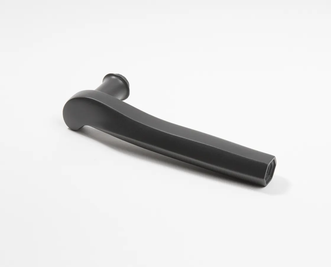 NIVA Design Prisma maniglia porta nera design