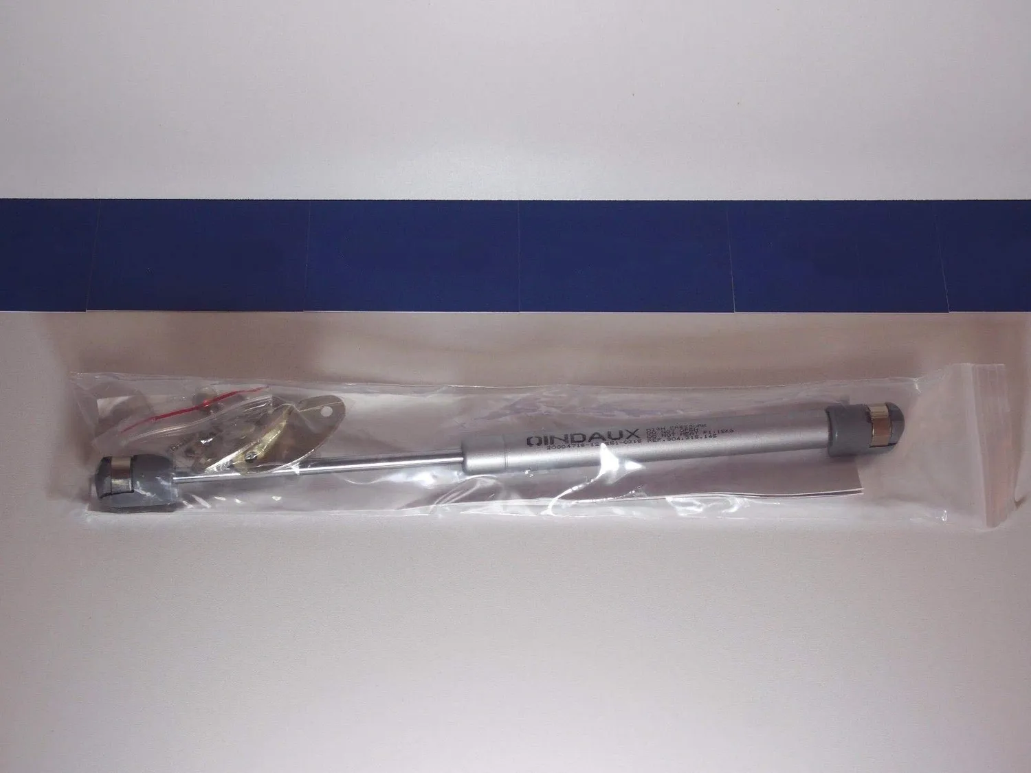 Indaux pistone gas vasistas 276 mm 10 kg con ganci