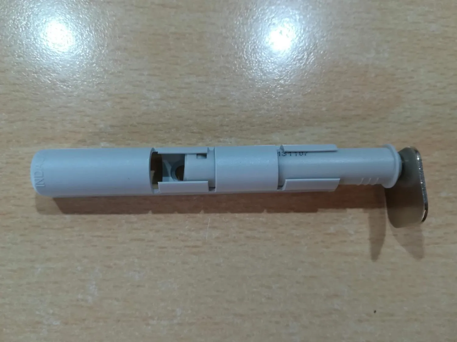 Indaux Impulse pistoncino push to open 55mm grigio chiaro magnete