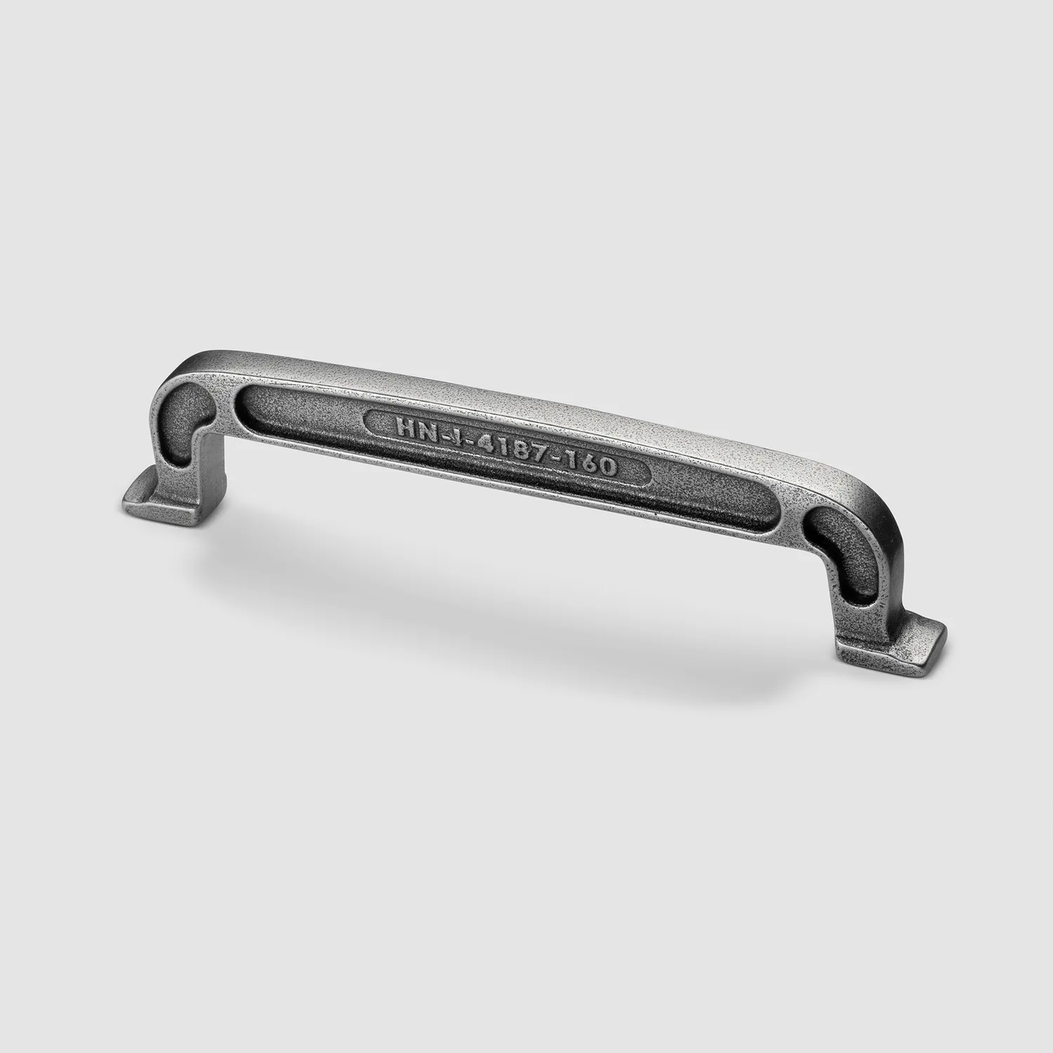 Crofts & Assinder Kingston maniglia ferro stile industriale
