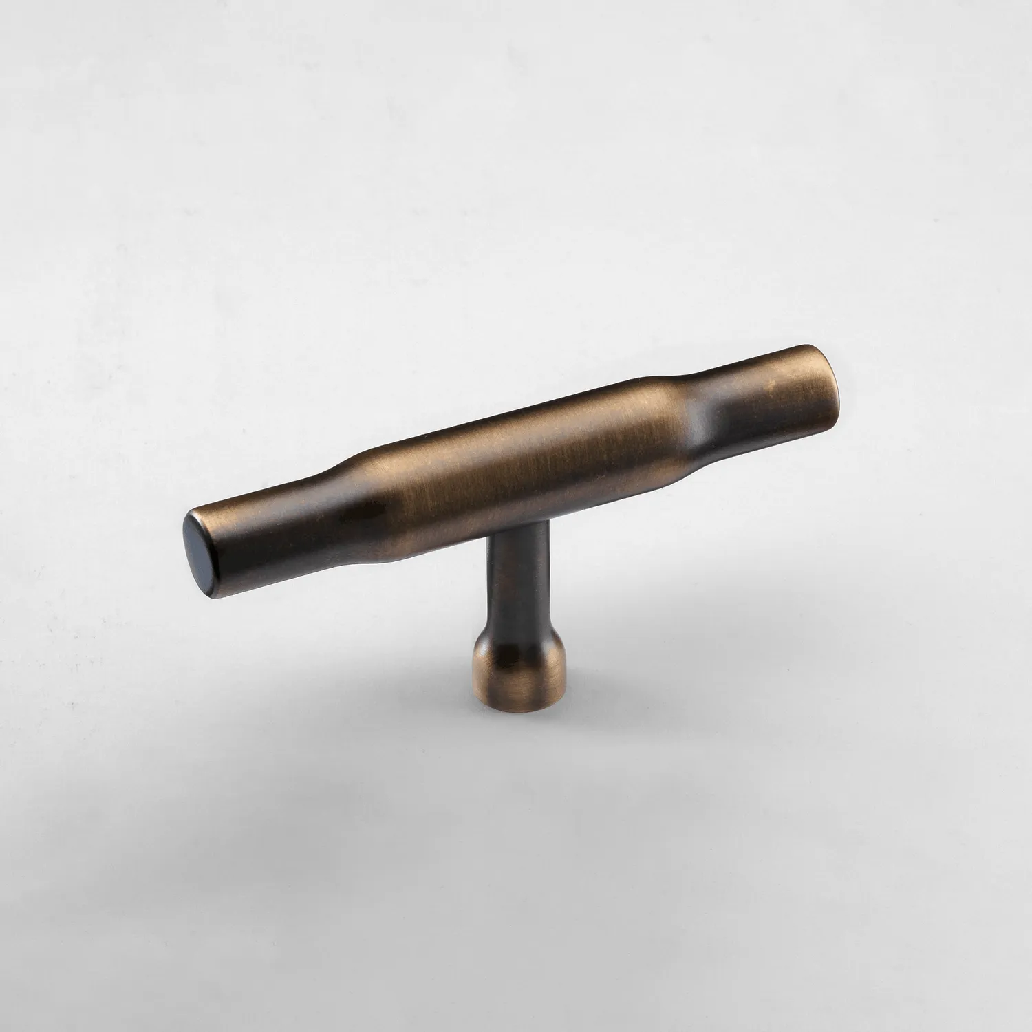 Crofts & Assinder Bowland maniglia nero opaco minimal