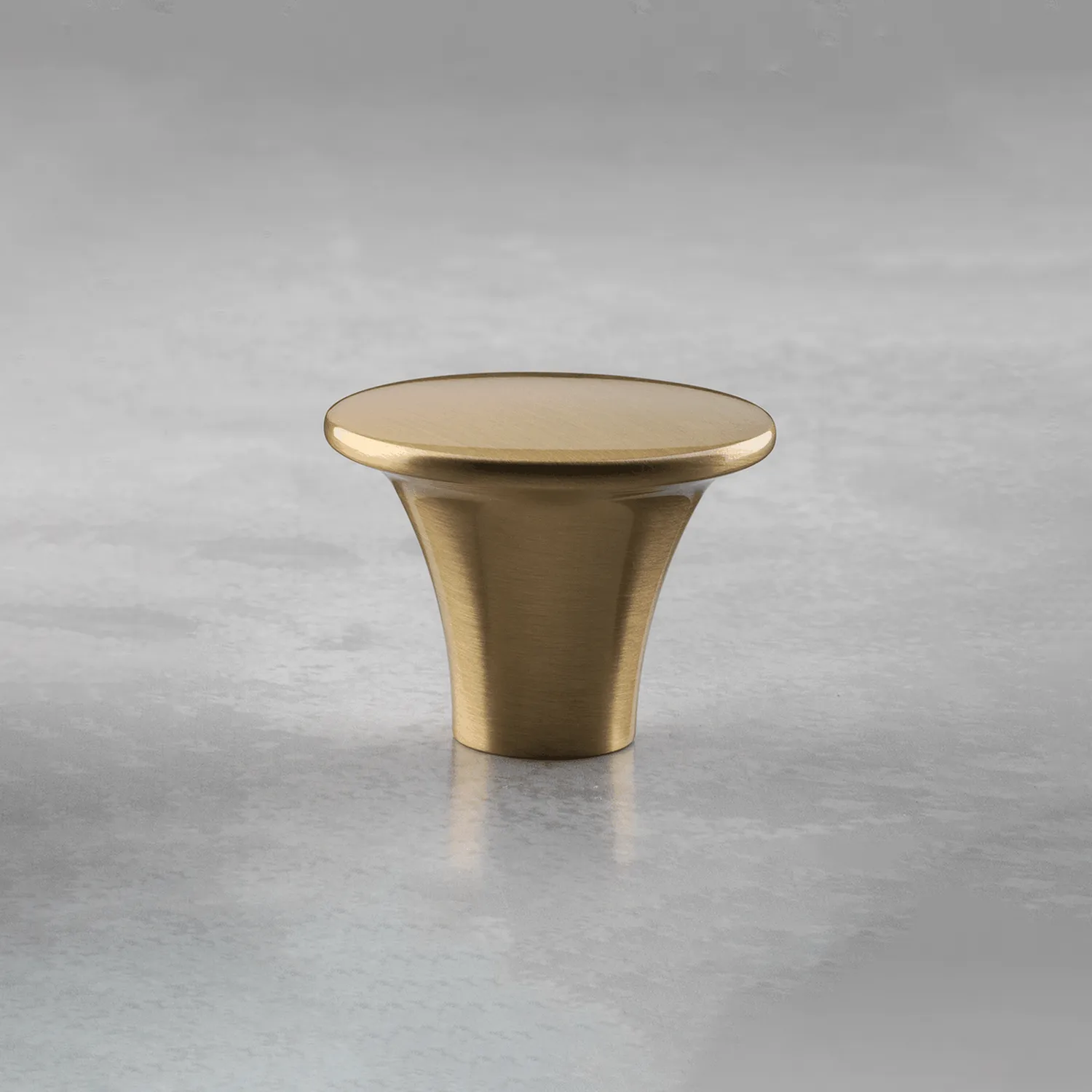 Crofts & Assinder Stormont maniglia mobili curva