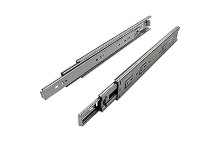 Indaux guide a sfere cassetto 450 mm estrazione totale 50 kg